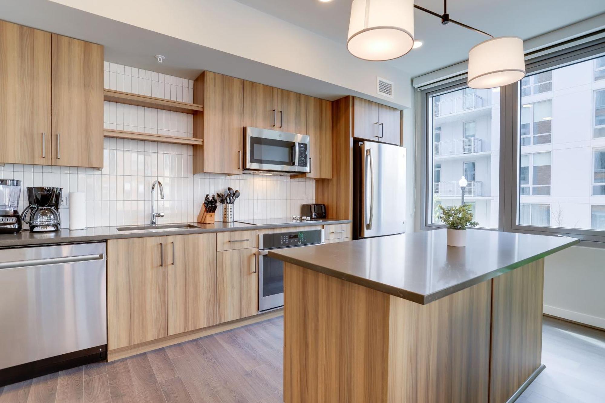 ארלינגטון Stylish Condo At Clarendon With Rooftop Views מראה חיצוני תמונה