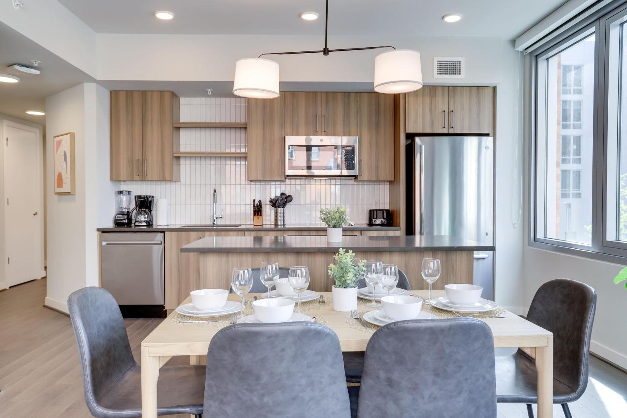 ארלינגטון Stylish Condo At Clarendon With Rooftop Views מראה חיצוני תמונה
